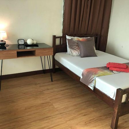 Bay Area Suites Manila Eksteriør billede
