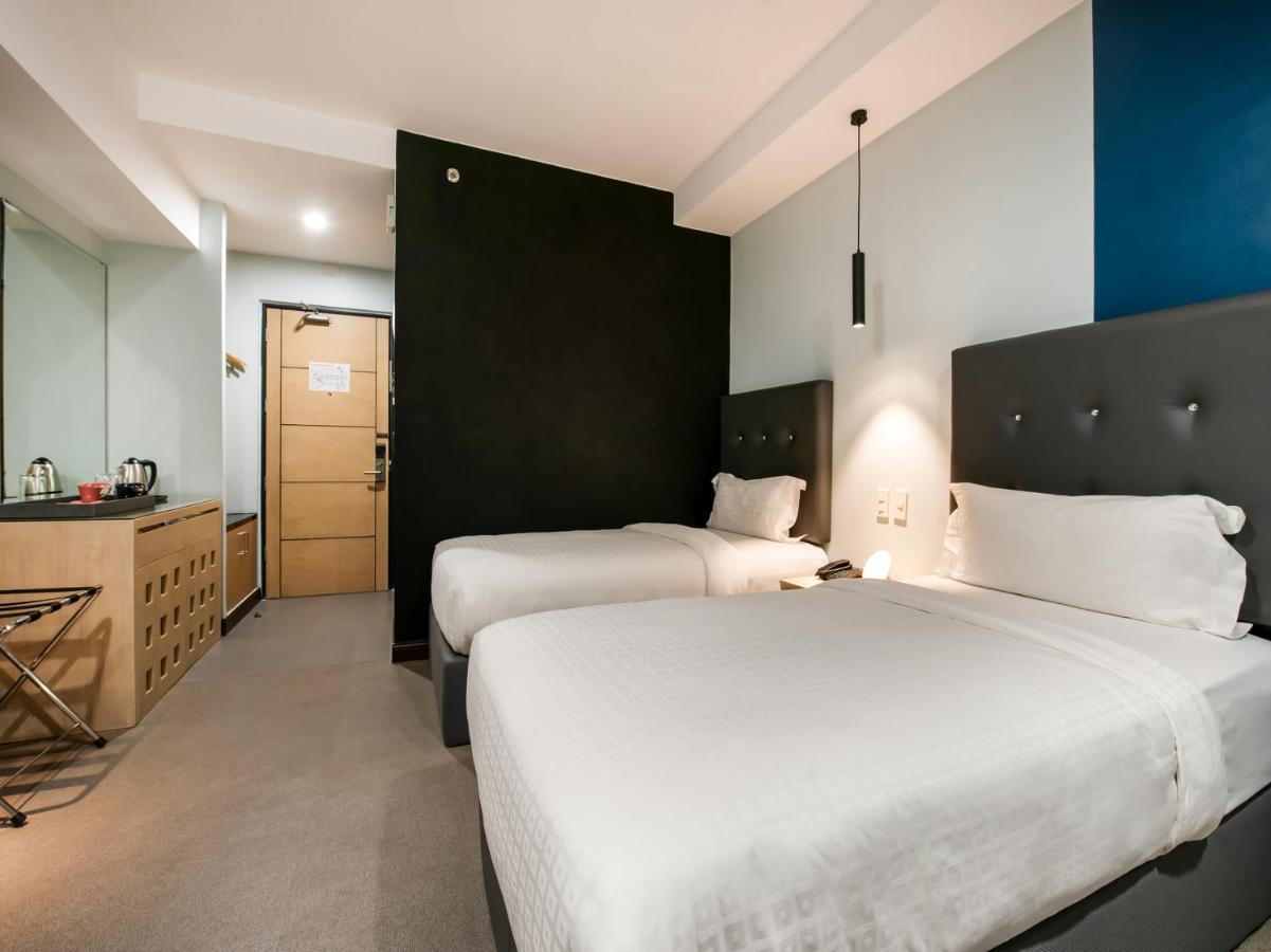 Bay Area Suites Manila Eksteriør billede