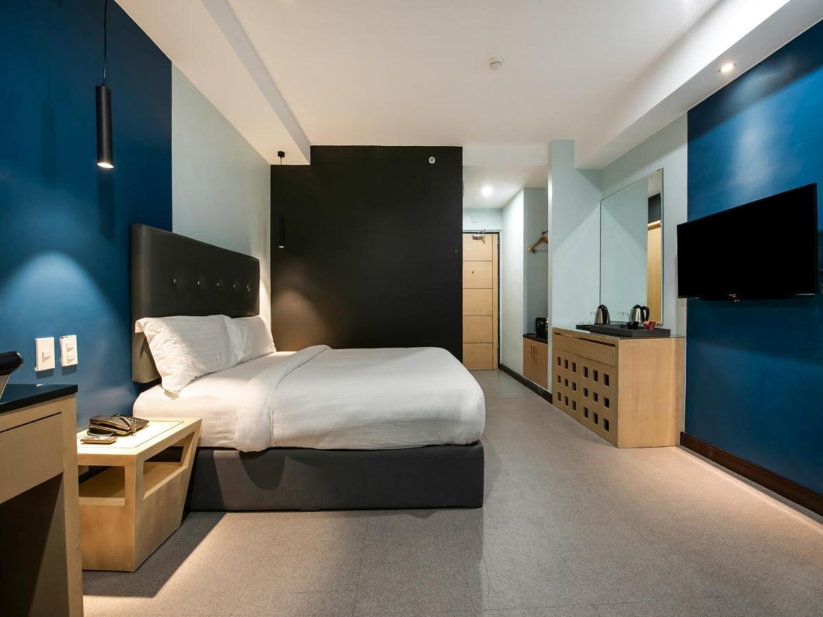 Bay Area Suites Manila Eksteriør billede