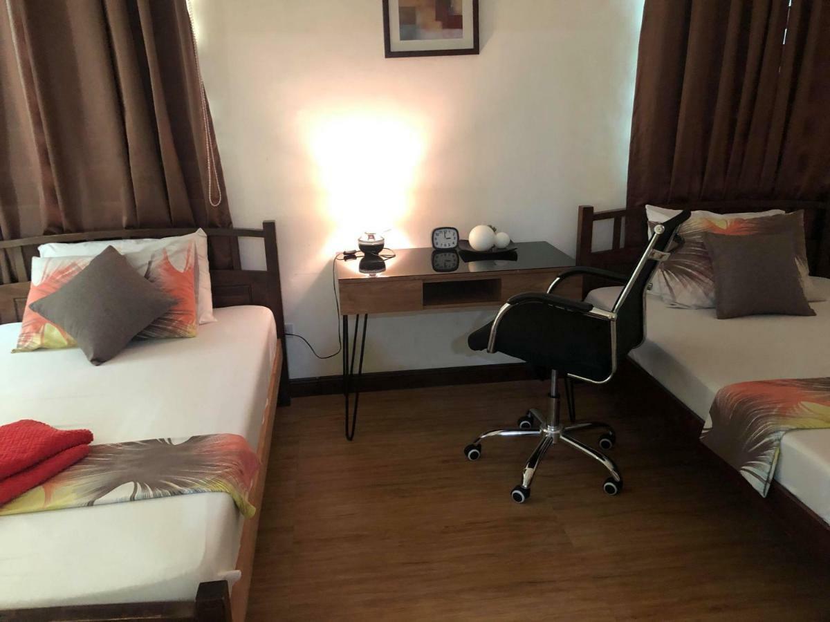 Bay Area Suites Manila Eksteriør billede